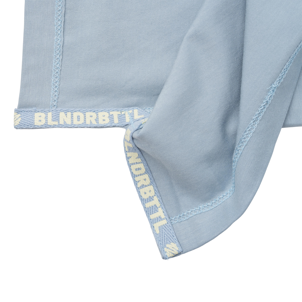 blenderbottle-essential-t-shirt-g5 BB-BlueShirtHem-3.png